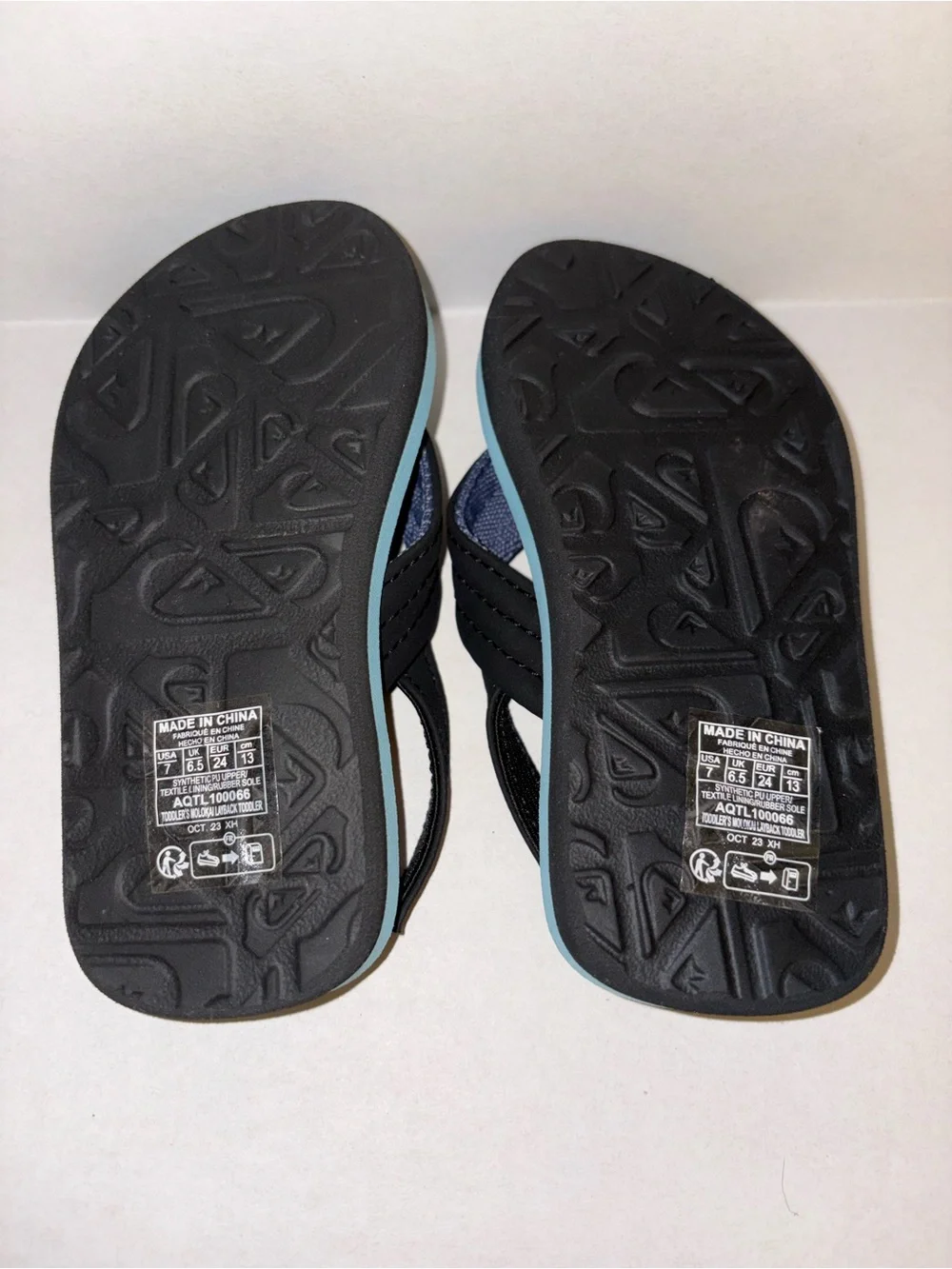 Quiksilver kids flip